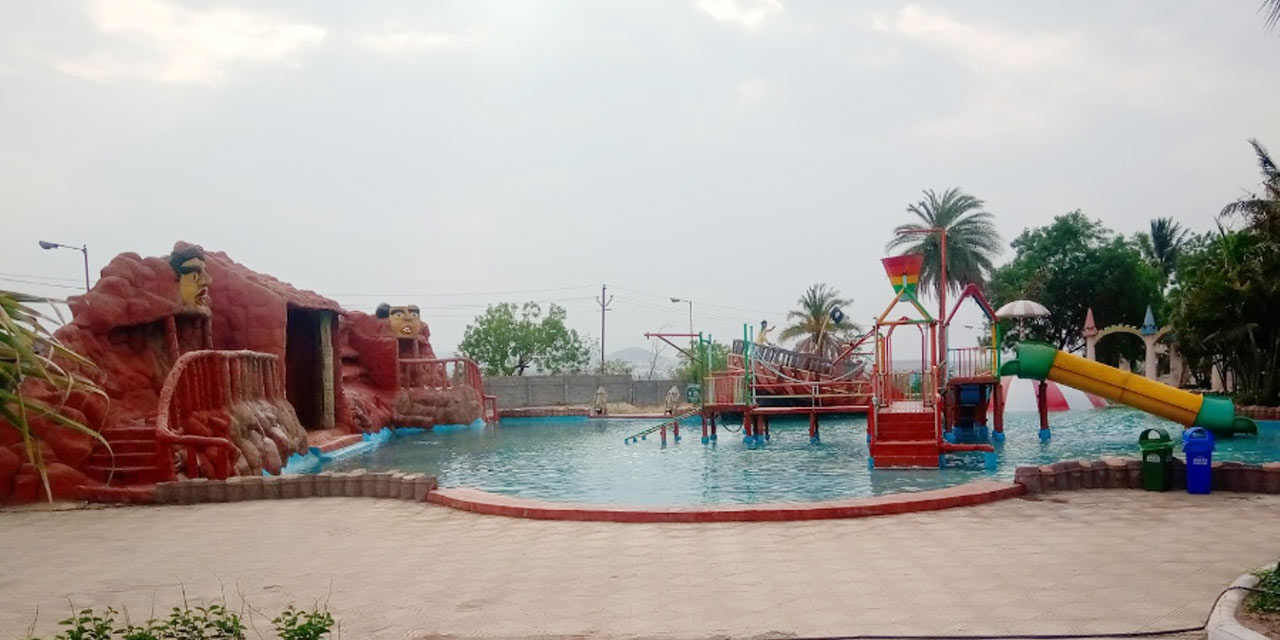 Diamond Parks: Water, Adventure Park & Camping Pune - Parks & Gardens place in Pune