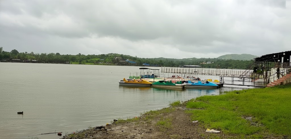 Manas Lake - Parks & Gardens place in Pune