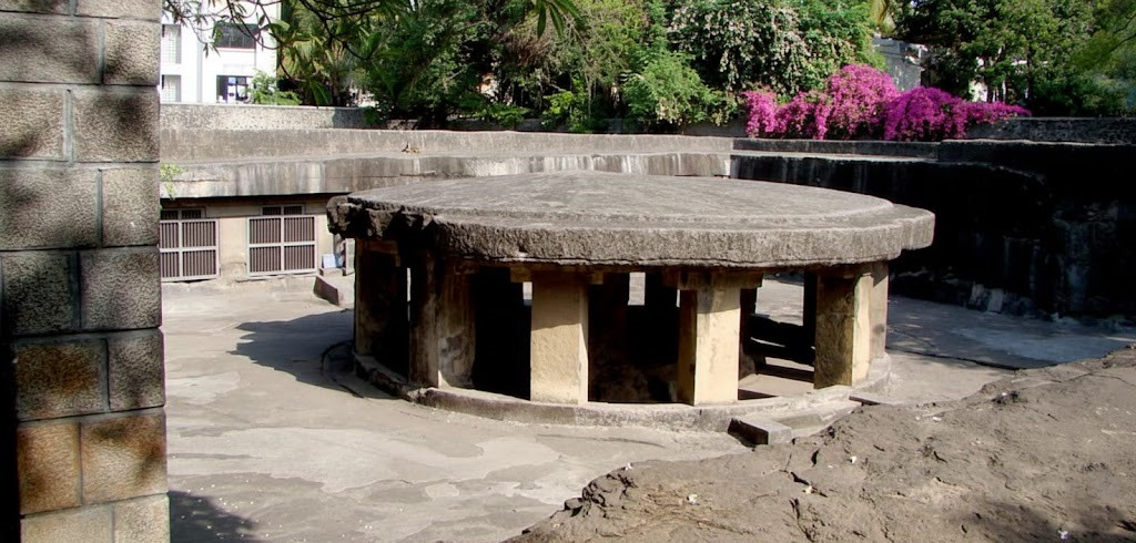 Pataleshwar Caves, Pune - Historical & Heritage place in Pune