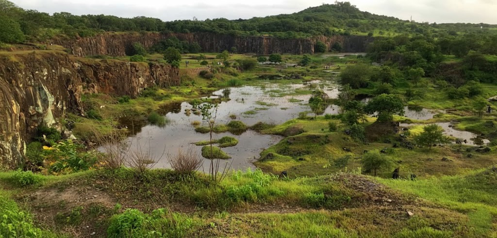 Vetal Tekdi - Parks & Gardens place in Pune